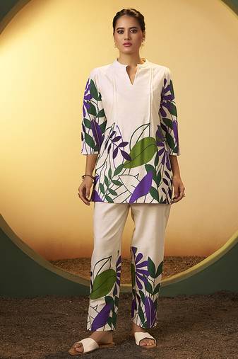 Off-white floral printed pure cotton co-ord set