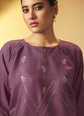 Dusty pink embroidered roman silk co-ord set 5