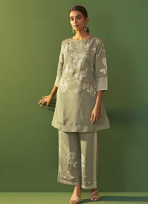 Grey embroidered roman silk co-ord set 3