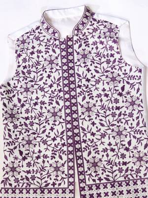 WHITE PURPLE SILK REAL MIRROR WITH THREAD EMBROIDERED WORK FESTIVAL PARTY WEAR STRAIGHT KURTA WITH JACKE AND PANT 9