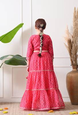 Girls pink printed lehenga choli set with embroidery and dupatta 2