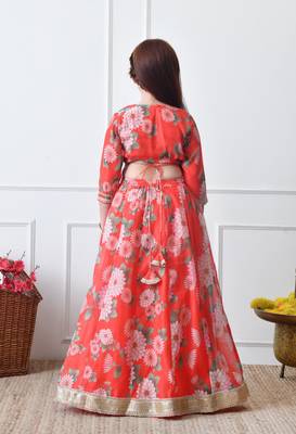 Girls red floral printed lehenga choli set with net dupatta 2