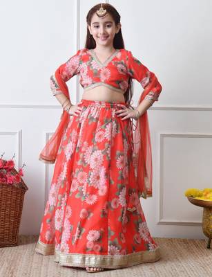 Girls red floral printed lehenga choli set with net dupatta 4