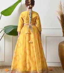 Girls yellow embroidered lehenga choli set with dupatta
