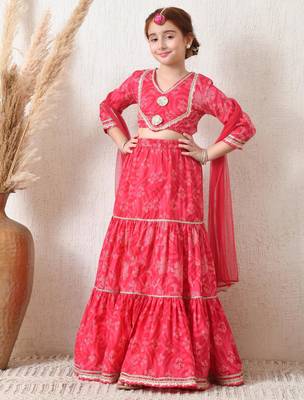 Girls pink tiered lehenga choli set with dupatta  4