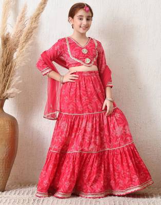 Girls pink tiered lehenga choli set with dupatta  5