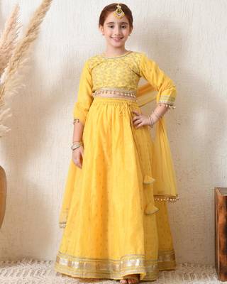 Girls yellow embroidered lehenga choli set with net dupatta 2