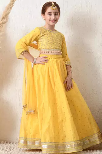 Girls yellow embroidered lehenga choli set with net dupatta