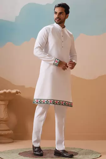 WHITE VISCOSE SILK THREAD & SEQUINS EMBROIDERED WORK WEDDING FESTIVAL PARTY WEAR STRAIGHT KURTA WITH JACKE AND PANT
