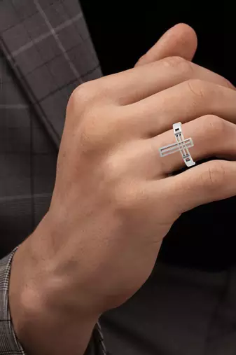Stainless steel crucifix cross ring