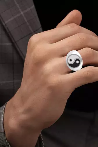 Stainless steel fengshui yin yang ring
