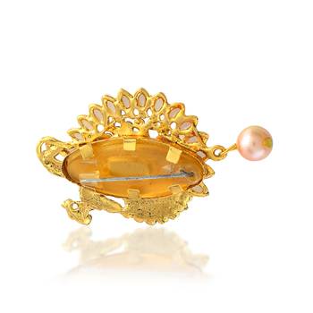 Brass gold plated  pearl cz peacock shaped sareepin brooch 3