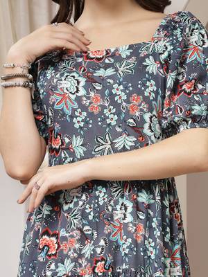 Women rayon grey floral print flared dress 3