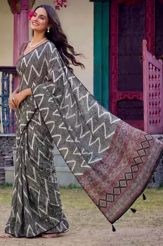 Stylish Black Digital Printed Crepe Casual Wear Saree With Blouse