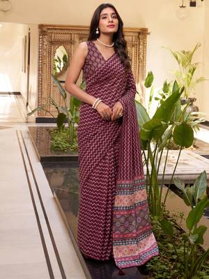Attractive Maroon Digital Printed Crepe Office Wear Saree With Blouse 3