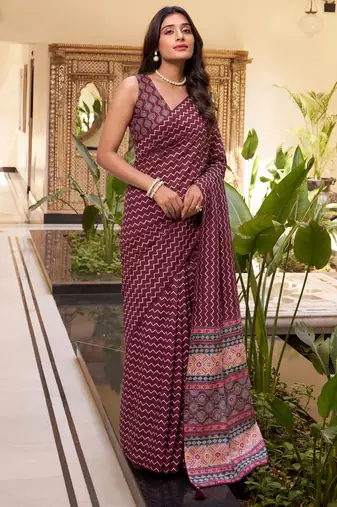 Attractive Maroon Digital Printed Crepe Office Wear Saree With Blouse