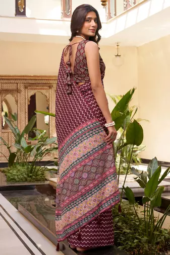 Attractive Maroon Digital Printed Crepe Office Wear Saree With Blouse