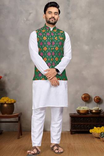Green cotton straight kurta payjama & koti with jequard work
