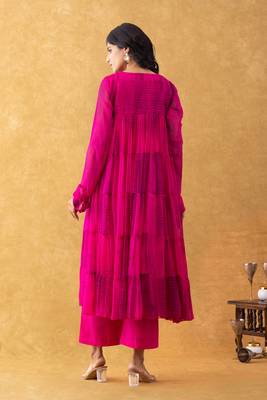 magenta embroidered kurta pant set 2