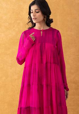 magenta embroidered kurta pant set 4