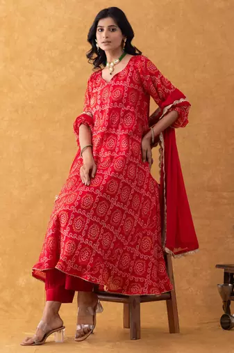 red bandhani salwar suit set with dupatta