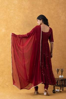 wine bandhani suit set with dupatta 2
