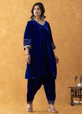 royal blue velvet kurta salwar set 3