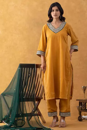 velvet mustard kurta pant set with dupatta