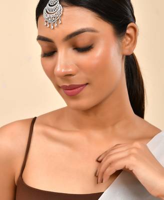 Silver-plated american diamond bridal maang tikka | traditional wedding tikka for women 1