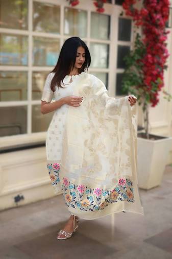 white viscose jacquard kurti bottom & dupatta