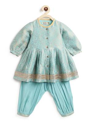 Blue embroidered brocade kurta set 2