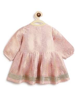 Pink embroidered brocade kurta set 4