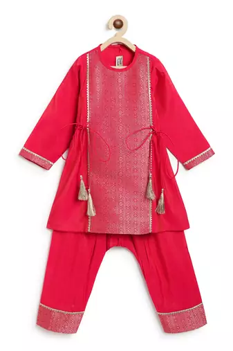 Red embroidered brocade kurta set