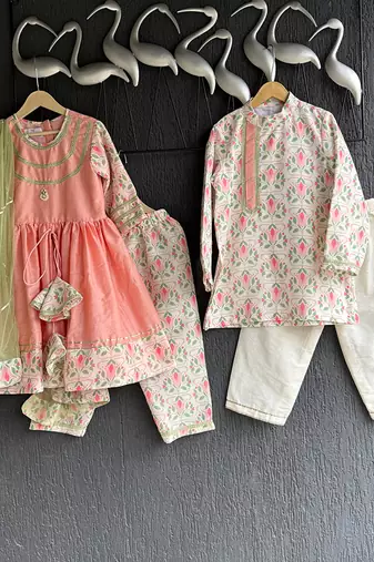 Multicolor printed cotton kurta pyjama