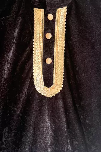 Black embroidered velvet kurta pyjama