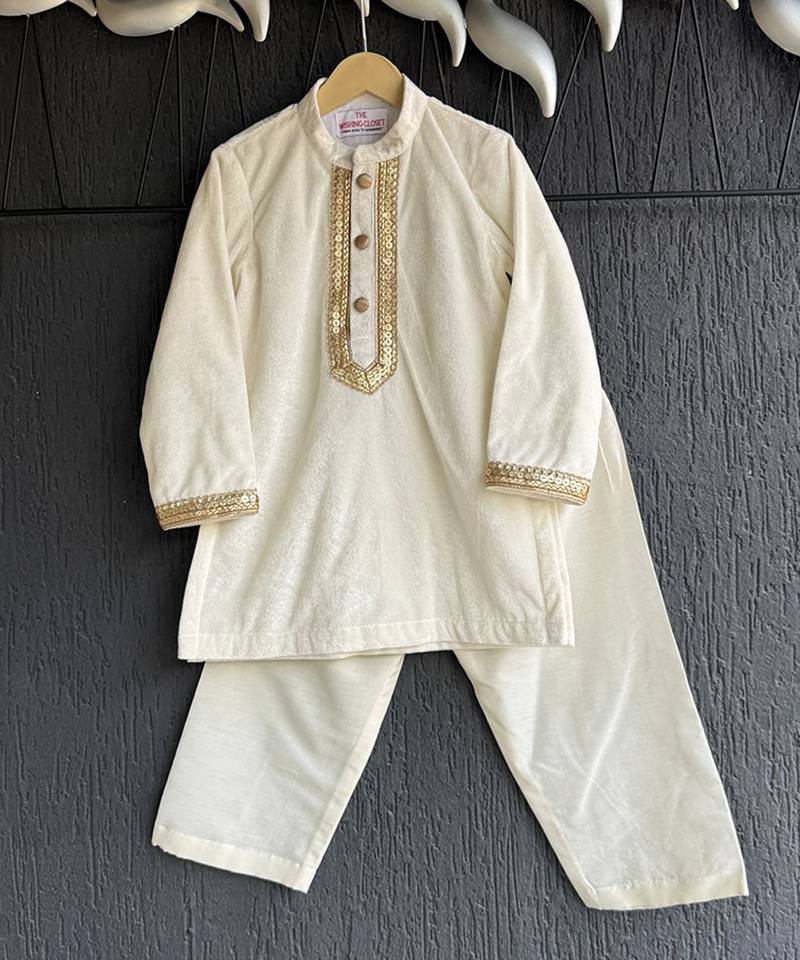 White embroidered velvet kurta pyjama