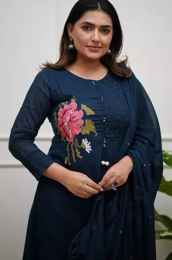 blue embroidered cotton kurta pant with dupatta