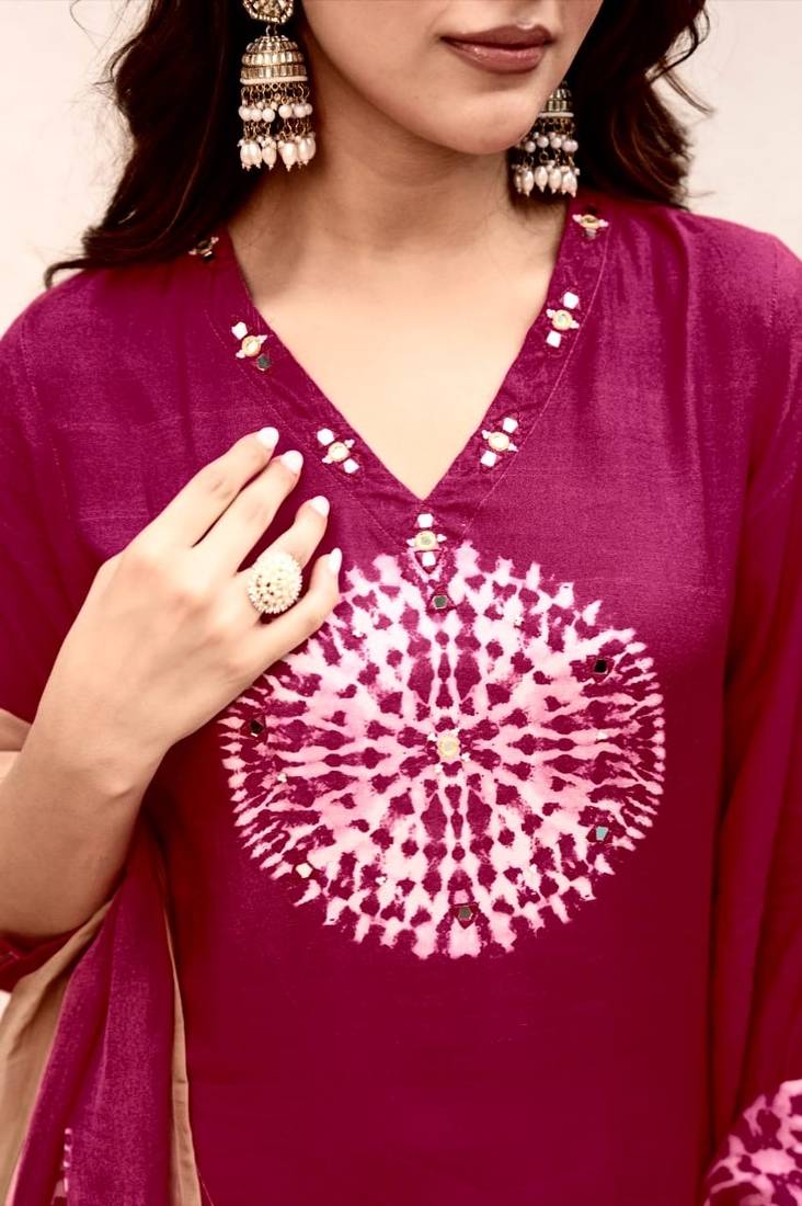 maroon embroidered cotton kurta pant with dupatta