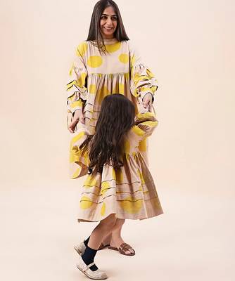 Yellow printed cotton polka short dress 3