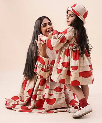 Red printed cotton polka short dress 3