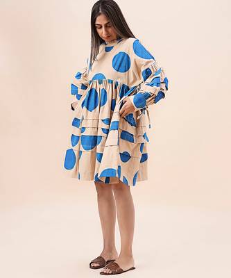 Blue printed cotton polka short dress 4