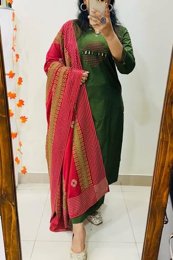 green embroidered cotton kurta pant with dupatta