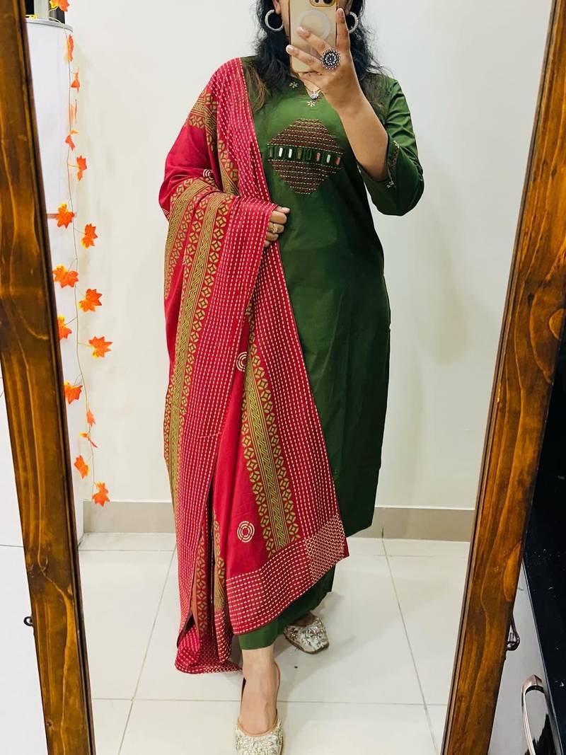 green embroidered cotton kurta pant with dupatta