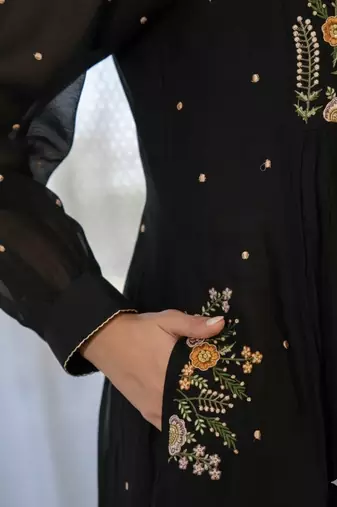 black embroidered cotton kurta pant with dupatta