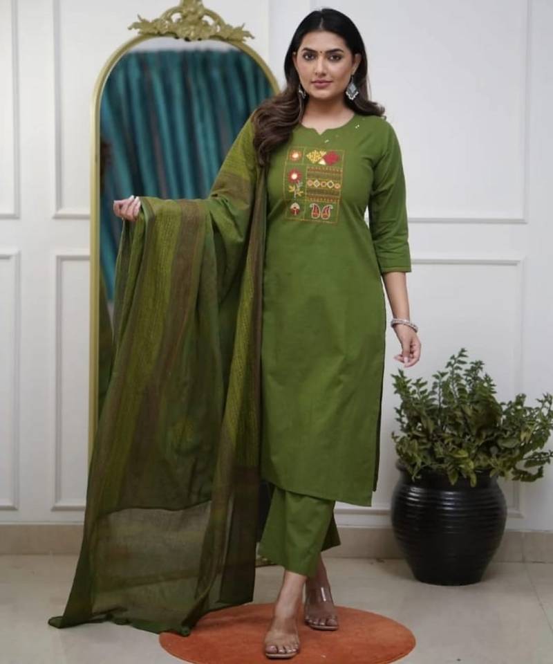 green embroidered cotton kurta pant with dupatta