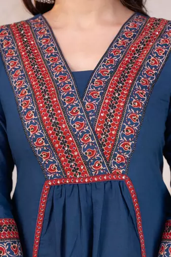 blue printed cotton kurta pant with dupatta