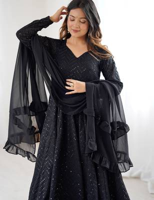Black Sequins Georgette Anarkali Suit 5