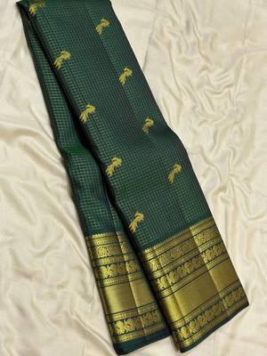 Green color art silk blend sarees with blouse 2