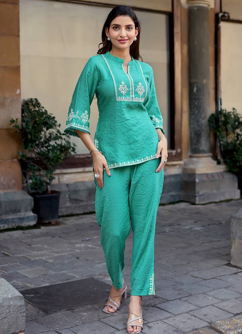 Printed Shirt Collar Top With Trouser 