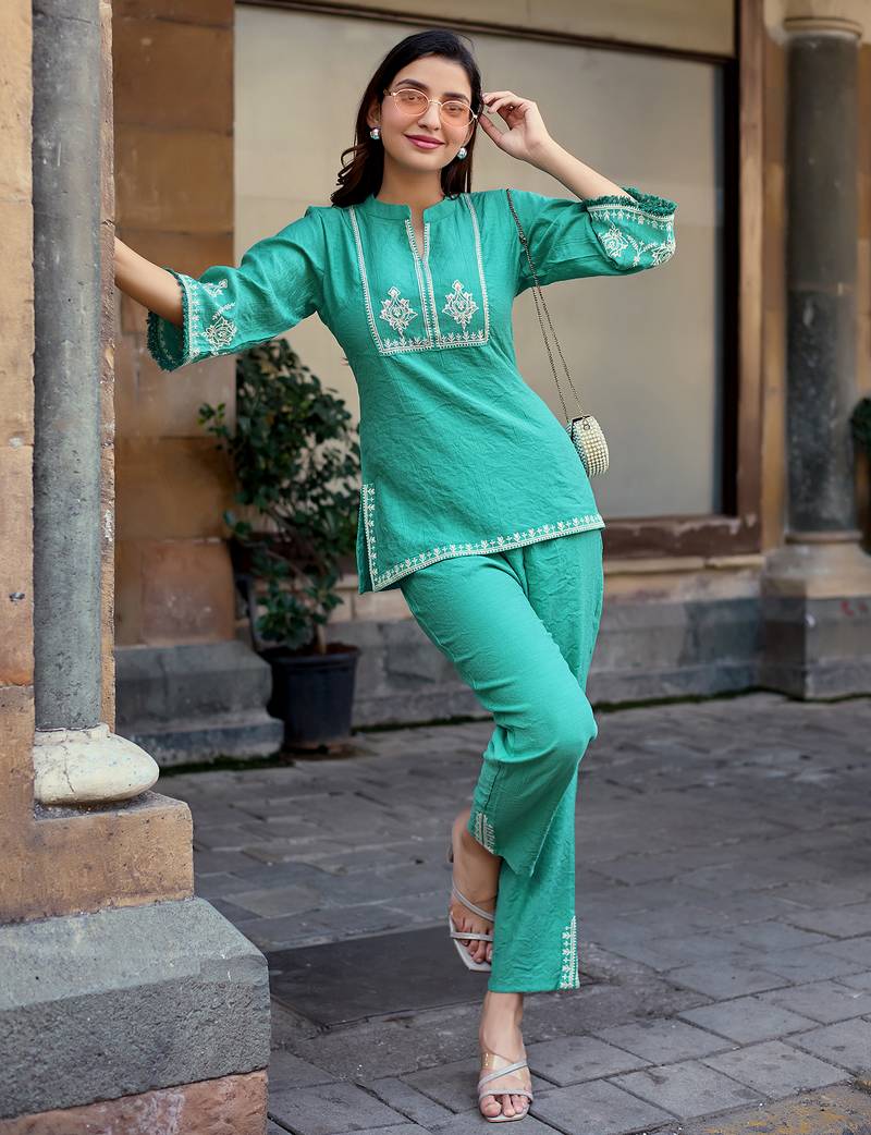 Printed Shirt Collar Top With Trouser 